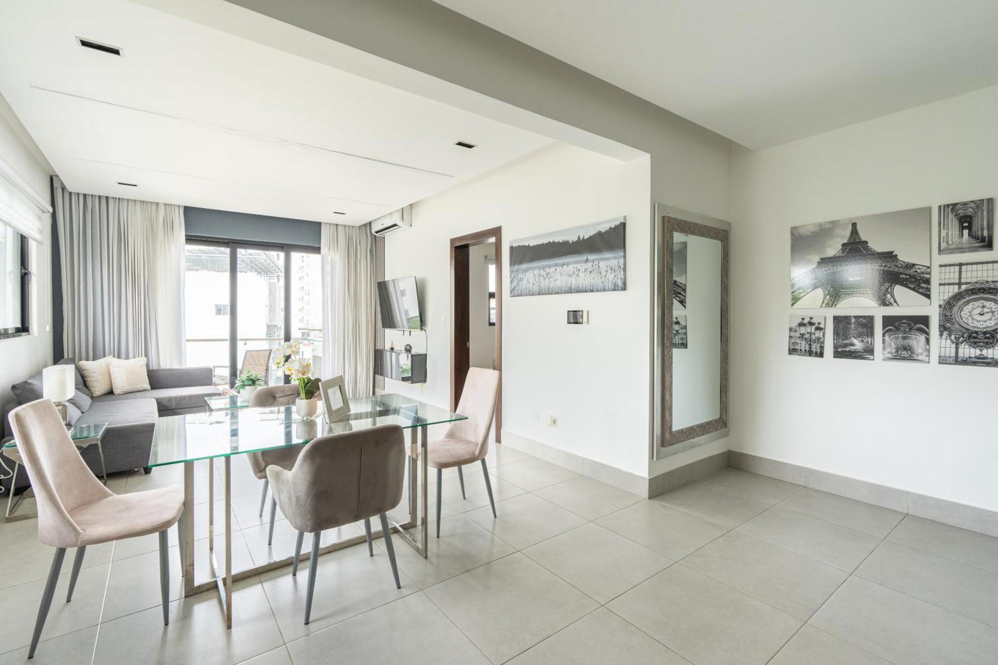 Modern Luxury Condo With Rooftop Pool & Gym ซานติอาโก เด ลอสกาบาเญโรส ภายนอก รูปภาพ