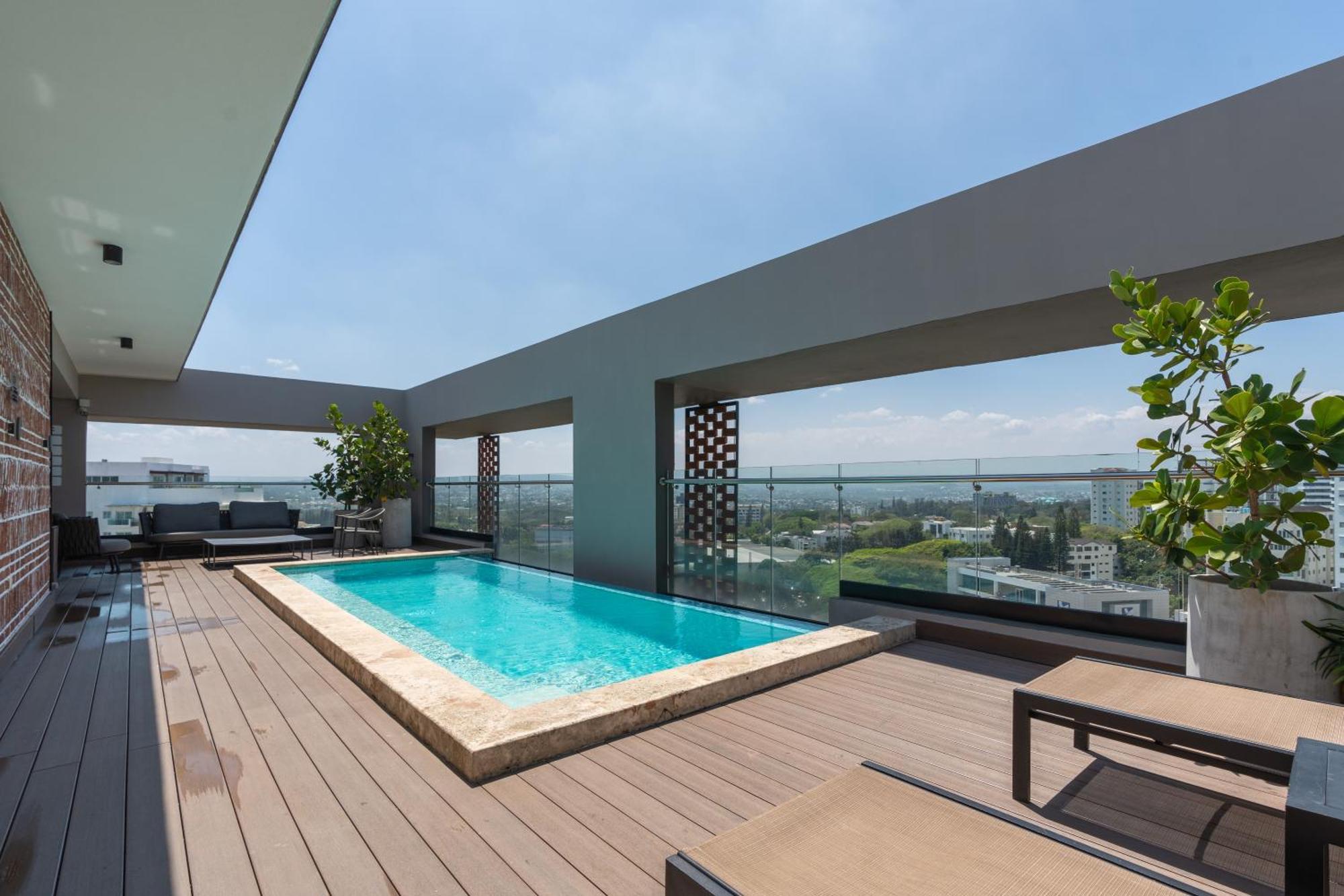 Modern Luxury Condo With Rooftop Pool & Gym ซานติอาโก เด ลอสกาบาเญโรส ภายนอก รูปภาพ